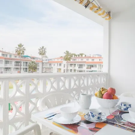 Marineu Playa Romana Apartment
